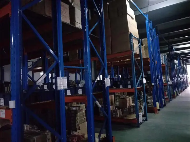 Warehouse storage